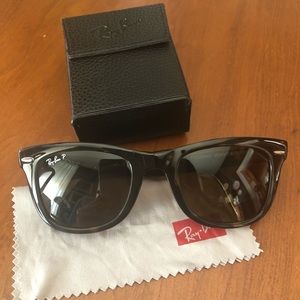 Authentic Folding Wayfarer Ray Bans!  EUC!!